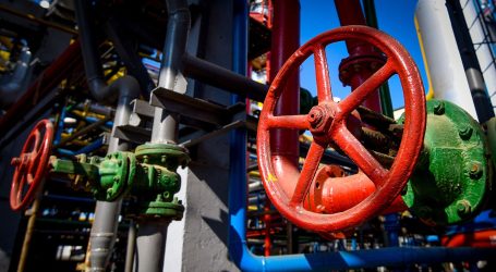 Азербайджан в январе-октябре удвоил поставки газа в Италию и Болгарию