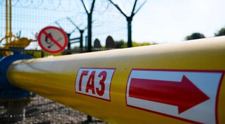 Azerbaijan starts to pay Russia for gas in rubles