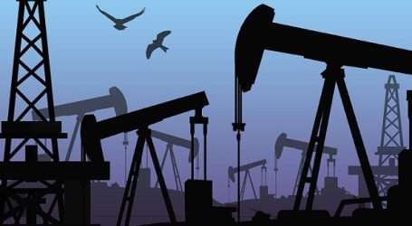 Нефтяной рынок завершает октябрь максимальным снижением с мая