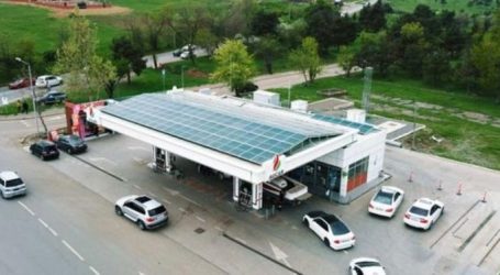 SOCAR планирует установить более трех тысяч солнечных панелей на АЗС в Грузии