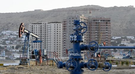 В январе-октябре добыча товарной нефти в Азербайджане снизилась на 1,56 млн тонн