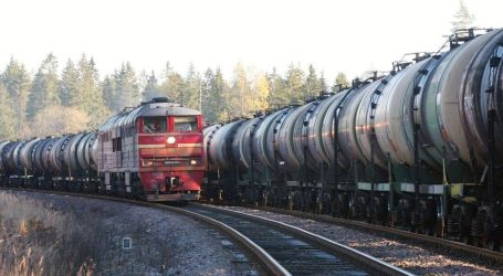 Казахстан планирует в январе направить в ФРГ первые 20 тыс. тонн нефти