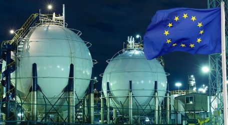 Европа заполнила газовые хранилища на 70%