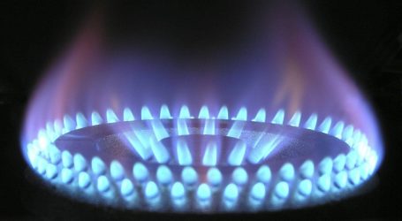 Фьючерсы на газ в Европе закрылись чуть ниже $1100 за тысячу кубов