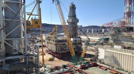 Construction of the topsides of the new BP platform in the Caspian Sea is 95% completed