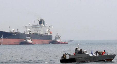 Тегеран направил в Венесуэлу танкер с продуктами