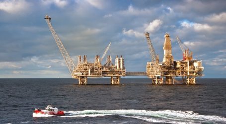Azərbaycan mayda gündəlik 557,2 min barrel xam neft hasil edib