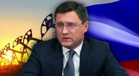 Новак: в апреле РФ вернет почти половину сокращенной добычи