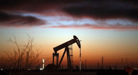 Нефть подешевела в рамках коррекции после роста в течение двух дней