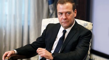 Медведев поручил готовиться к отказу Европы от российской нефти