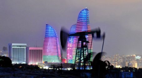 Азербайджан уже третий год регулярно импортирует сырую нефть