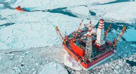«Газпром нефть» добыла первые 10 млн тонн нефти на Приразломном