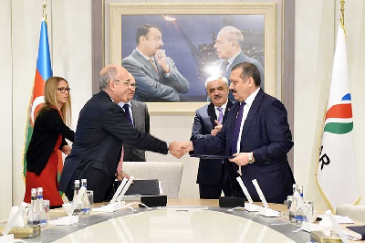 Baku Oil Refinery and Tecnicas Reunidas sign contract