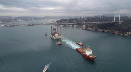 Турция увеличивает плату за проход через Босфор и Дарданеллы