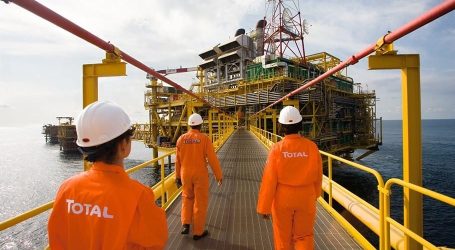 Total şirkəti neft sektorundan uzaqlaşacağını  bəyan edir